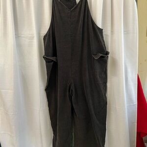 Black Sleeveless Jumpsuit with Pockets
